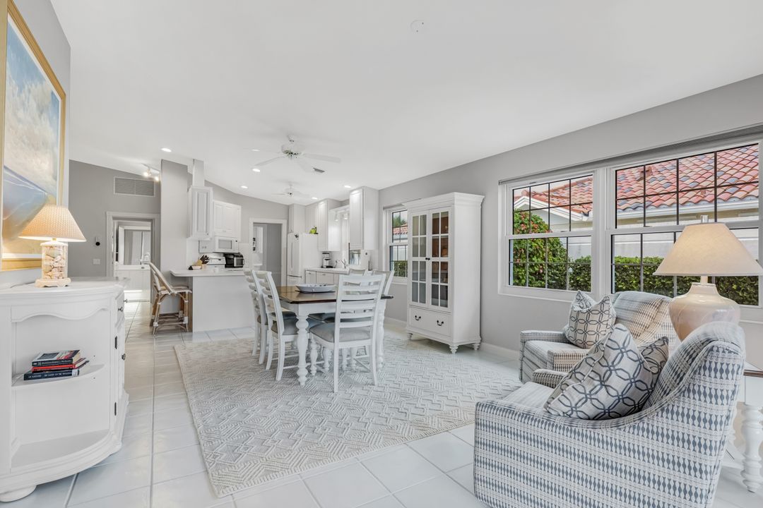 4142 Los Altos Ct, Naples, FL 34109