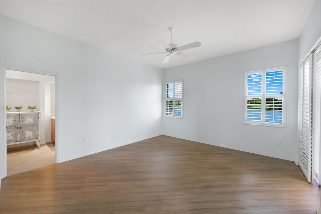 2153 Paget Cir, Naples, FL 34112
