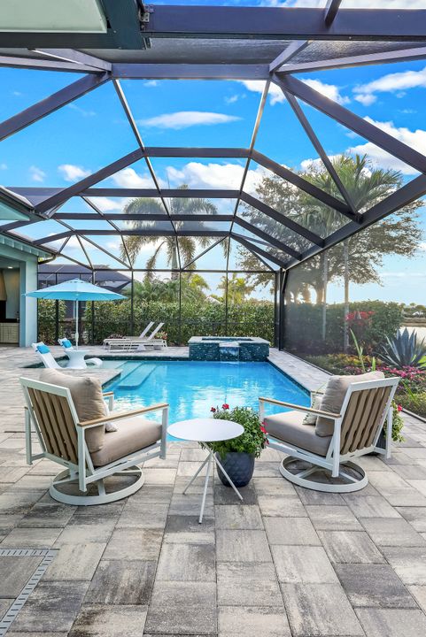 5715 Clarendon Dr, Naples, FL 34113