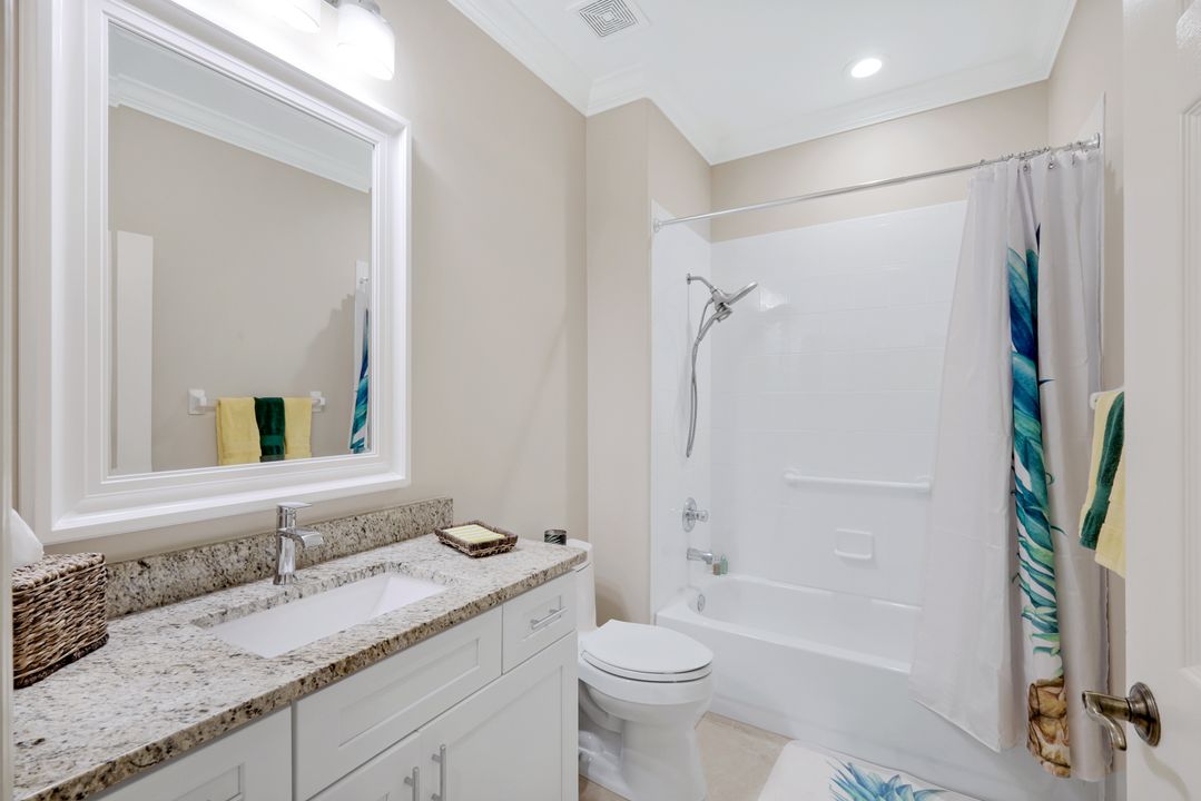 9111 Southmont Cove #305, Fort Myers, FL 33908