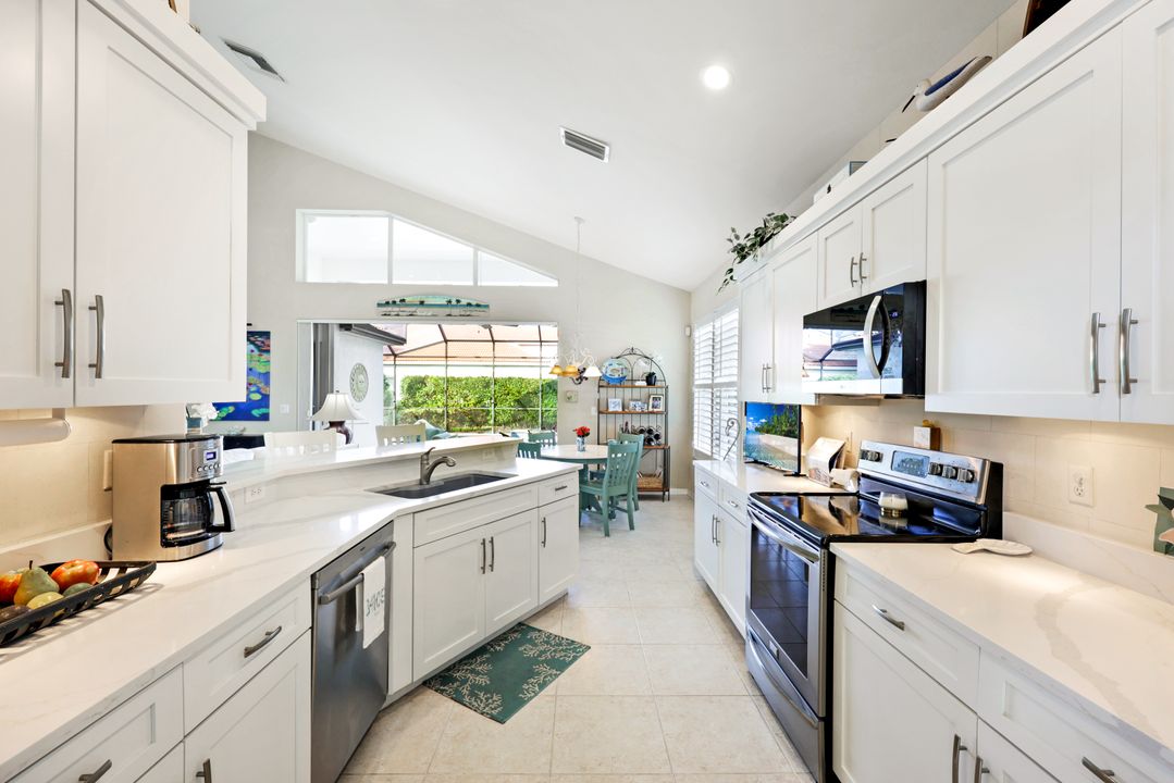 8895 Ventura Way, Naples, FL 34109