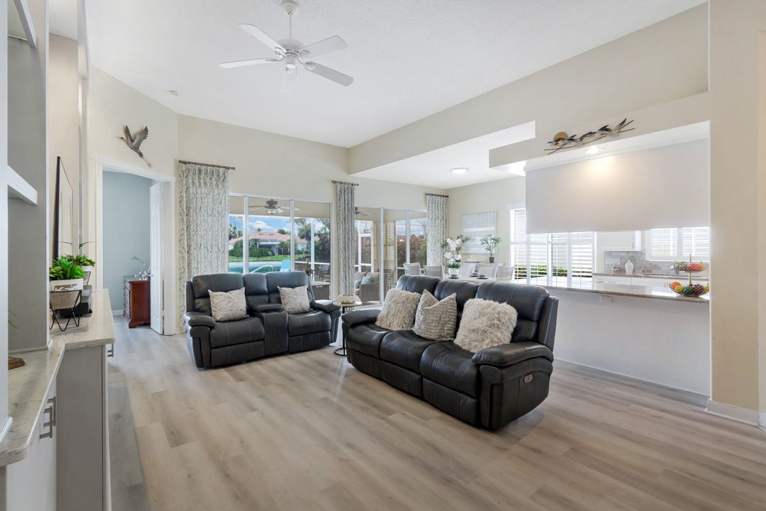 3232 Benicia Ct, Naples, FL 34109