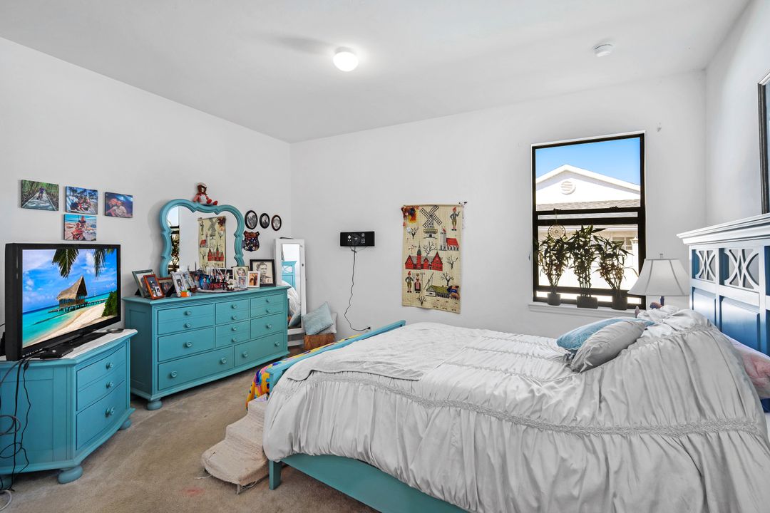 509 SW 28th St, Cape Coral, FL 33914