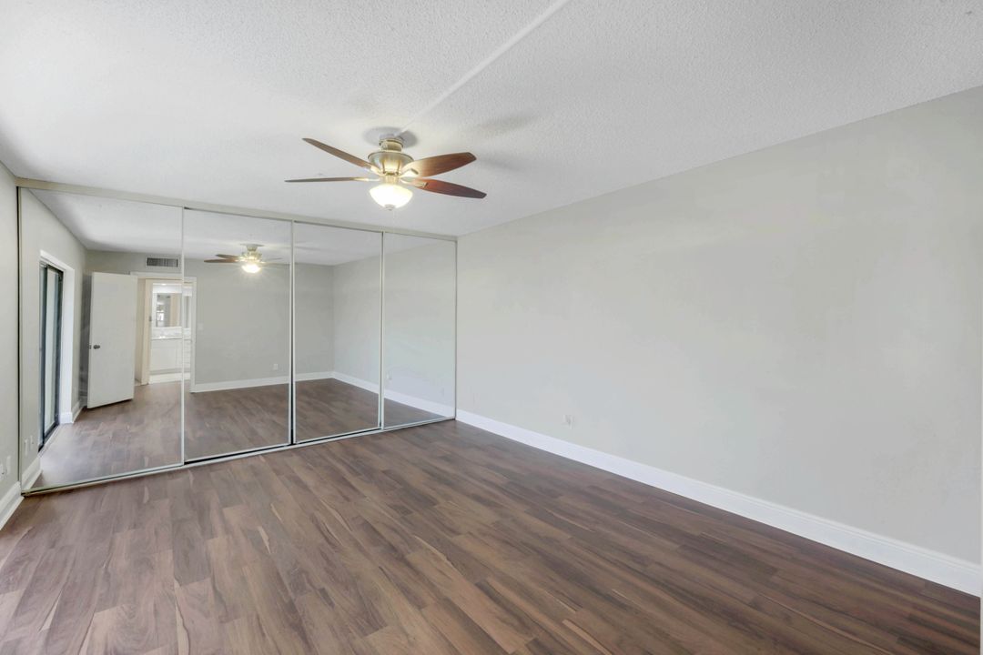 1501 Park Meadows Dr #3, Fort Myers, FL 33907