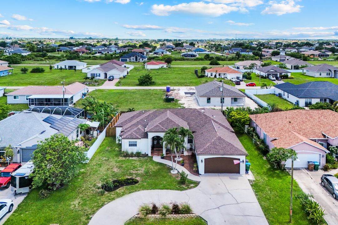 1130 NW 14th Terrace, Cape Coral, FL 33993