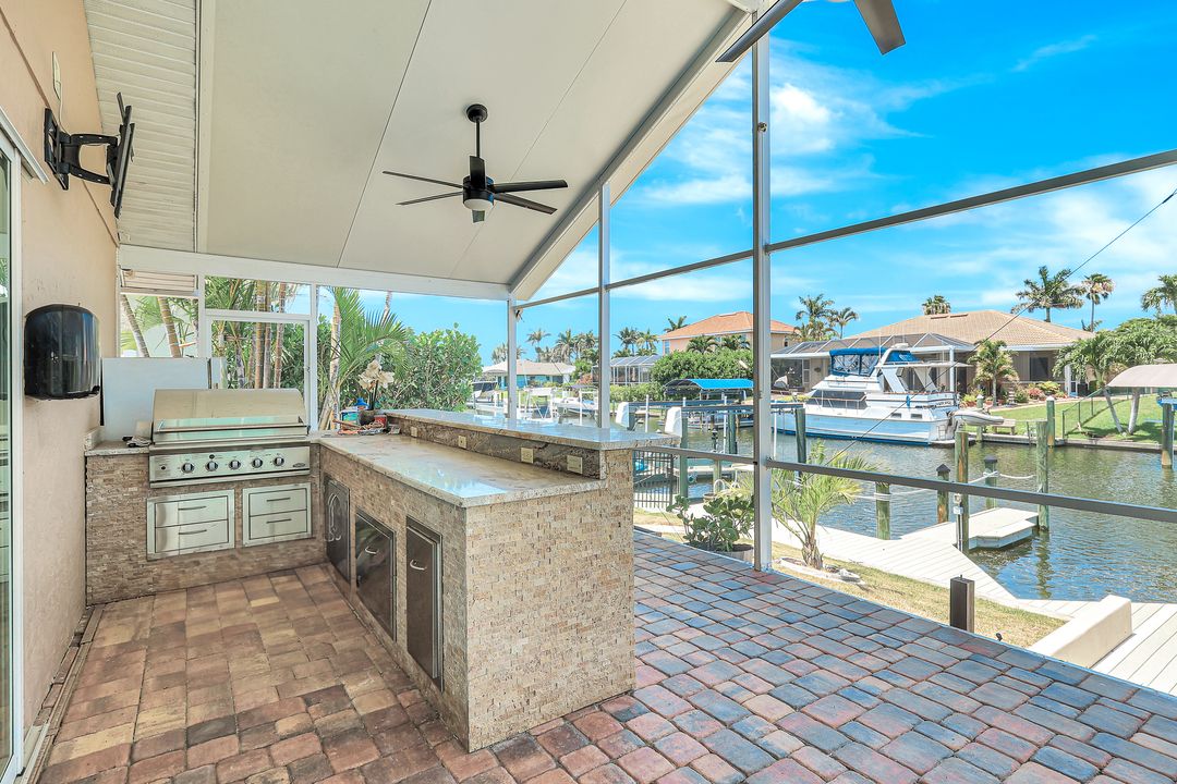 5012 SW 8th Pl, Cape Coral, FL 33914