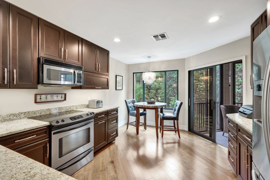 27105 Oakwood Lake Dr, Bonita Springs, FL 34134
