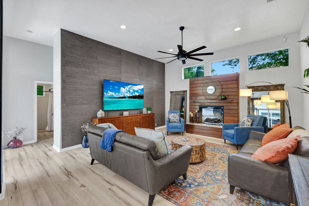 8133 Lowbank Dr, Naples, FL 34109