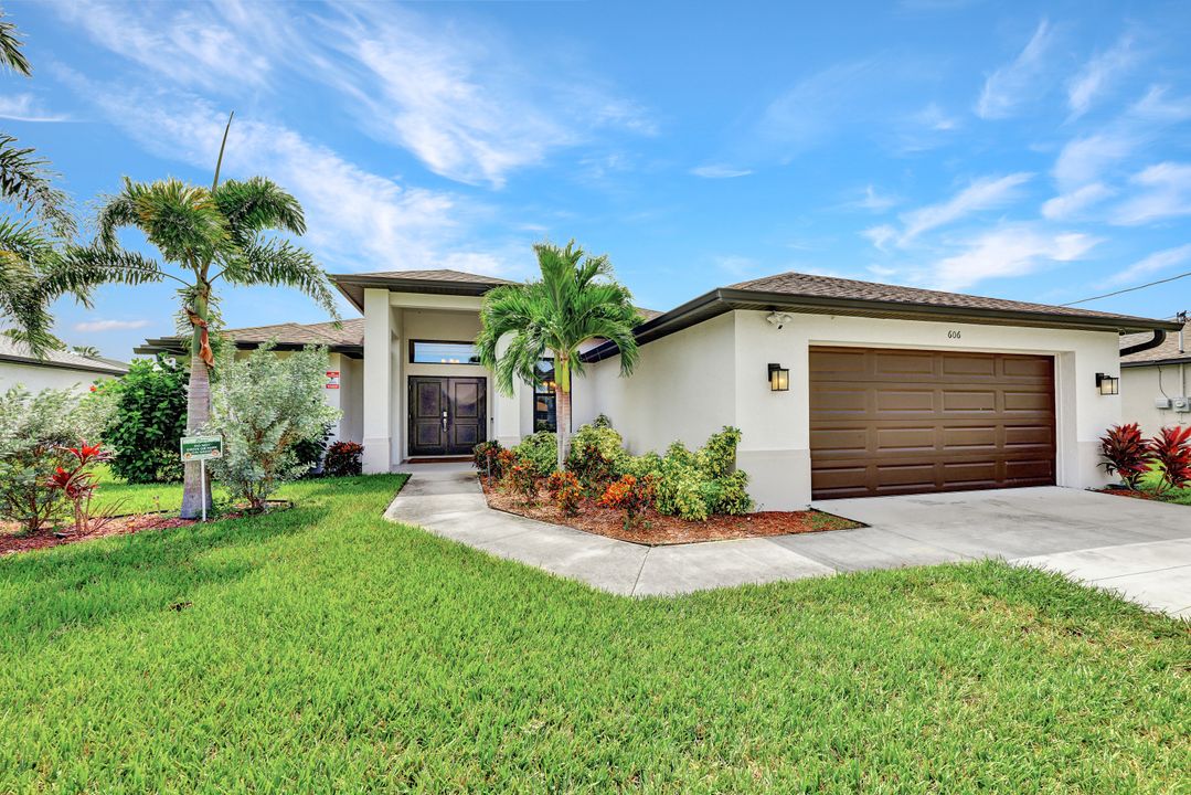 606 SE 4th St, Cape Coral, FL 33990