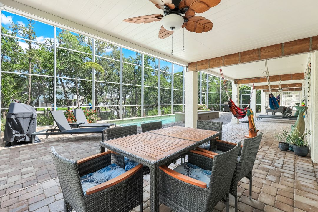 21580 Indian Bayou Dr, Fort Myers Beach, FL 33931