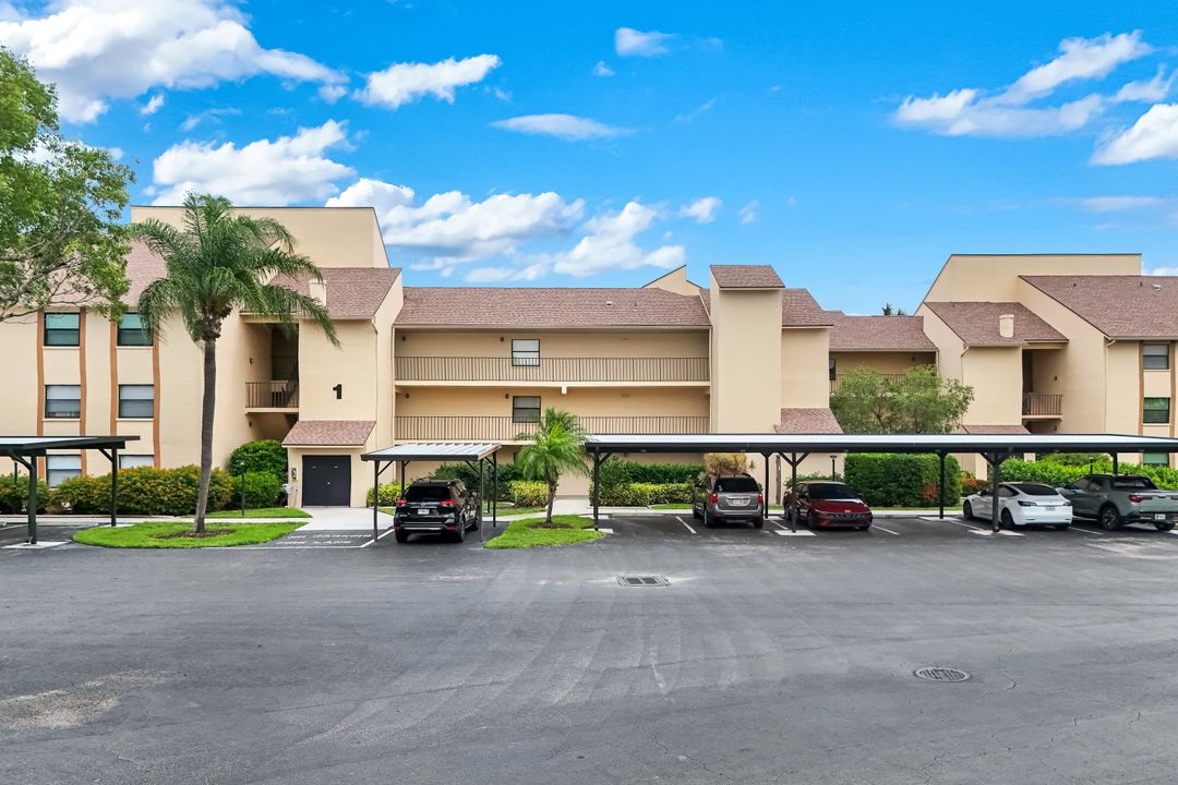 13240 White Marsh Ln #7, Fort Myers, FL 33912