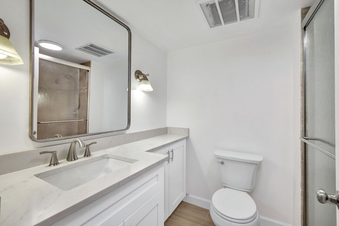 2880 Gulf Shore Blvd N #107, Naples, FL 34103