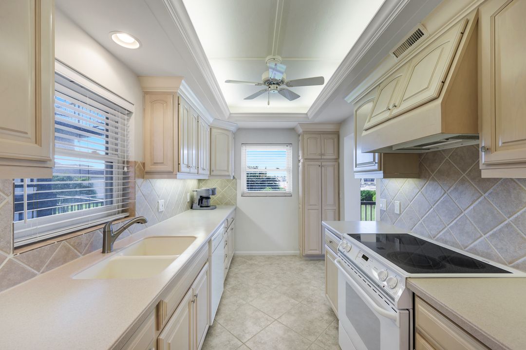 3400 Gulf Shore Blvd N #B4, Naples, FL 34103