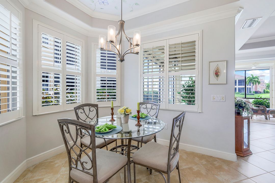 525 Avellino Isles Cir #33101, Naples, FL 34119