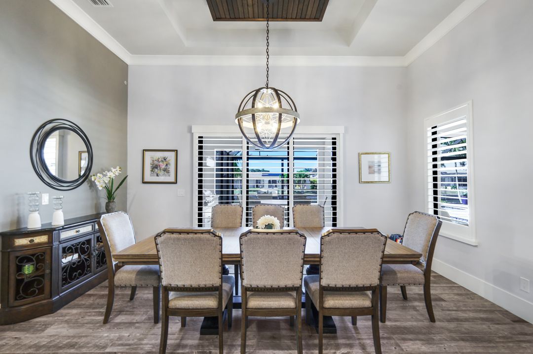 1218 SW 4th Pl, Cape Coral, FL 33991