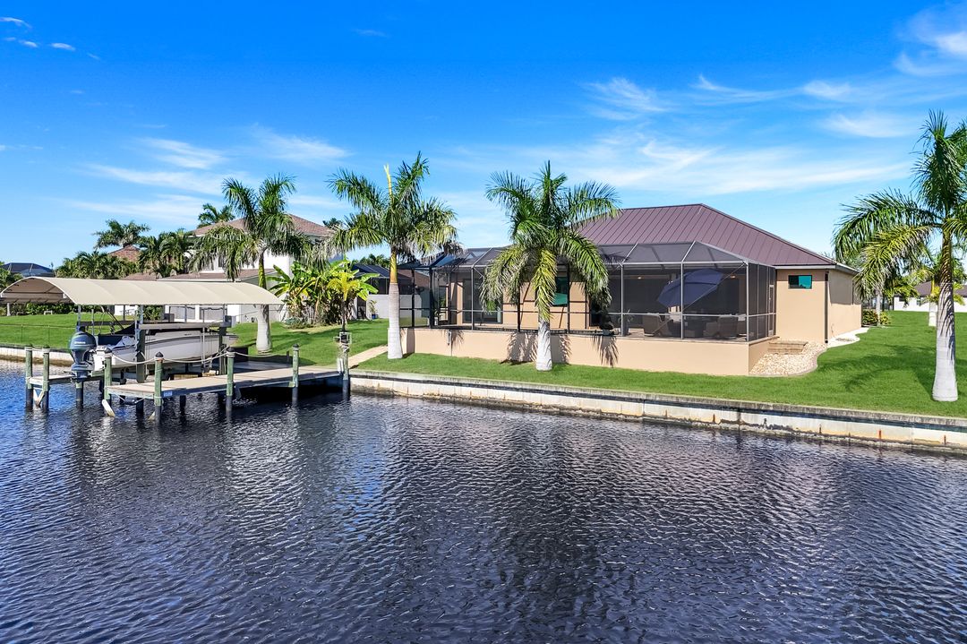 2208 NW 38th Pl, Cape Coral, FL 33993