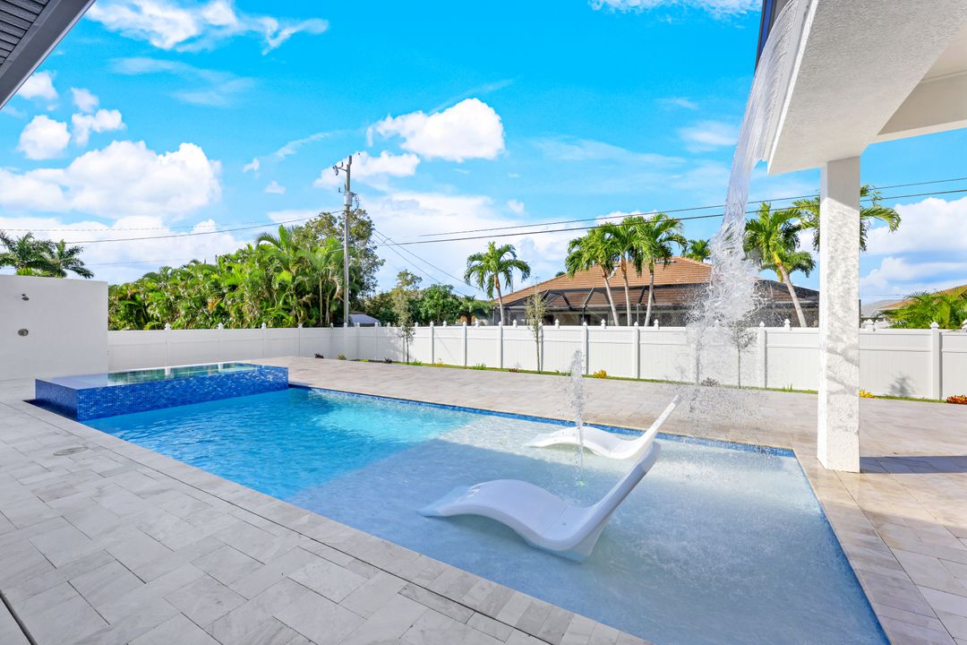 5240 SW 19th Pl, Cape Coral, FL 33914