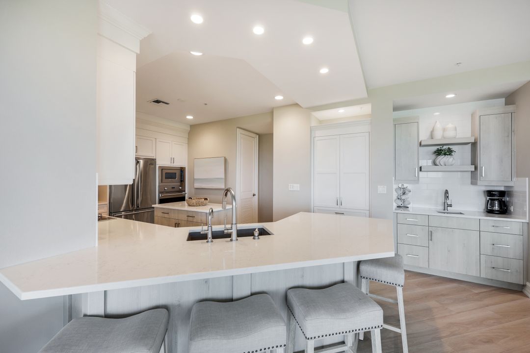 4801 Island Pond Ct #602, Bonita Springs, FL 34134