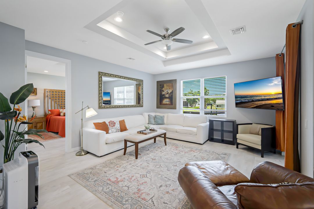 2214 Isle of Pines Ave, Fort Myers, FL 33905
