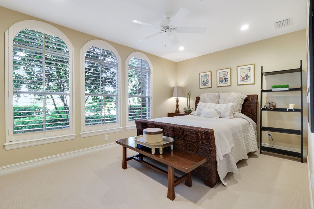 2868 Tiburon Blvd E #101, Naples, FL 34109