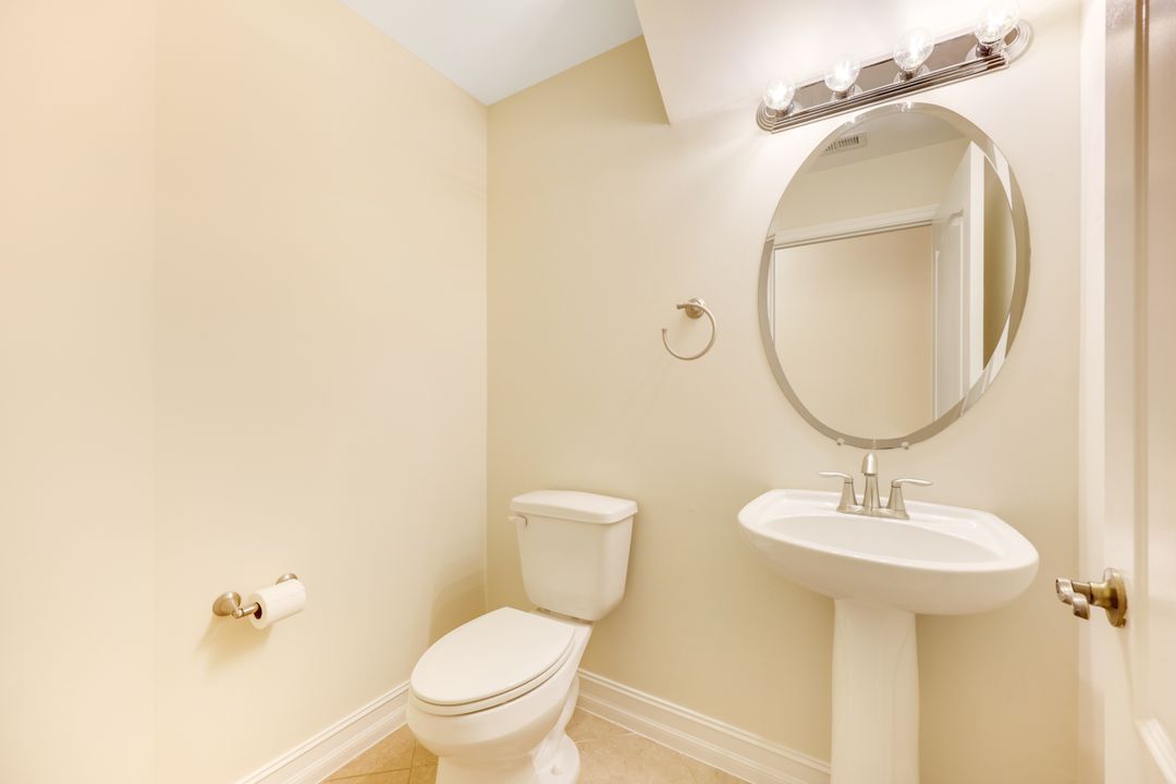 20720 Brassy Pine Way #29, Estero, FL 33928