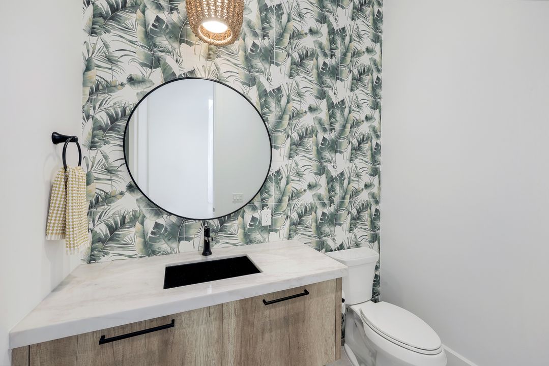 685 Cameo Ct, Marco Island, FL 34145