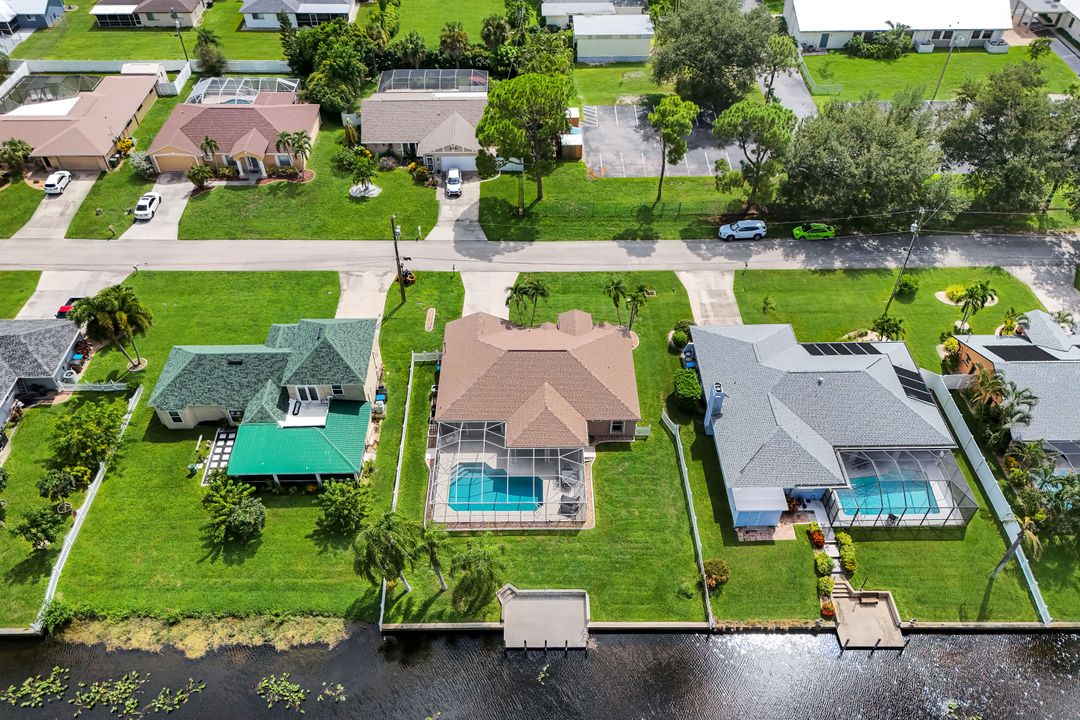 615 SW 39th Terrace, Cape Coral, FL 33914