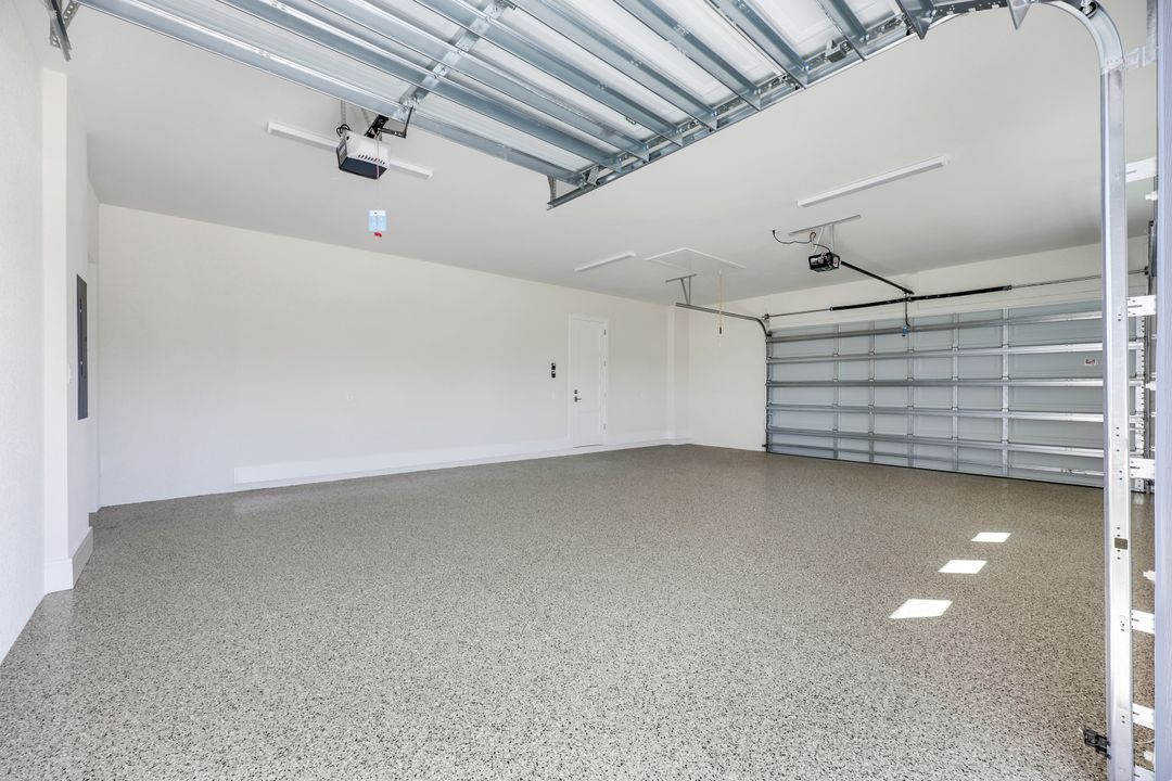 14282 Charthouse Cir, Naples, FL 34114