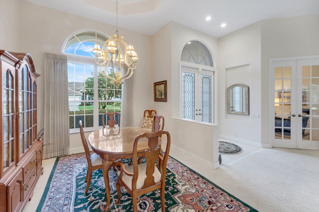 8397 Northhampton Ct, Naples, FL 34120