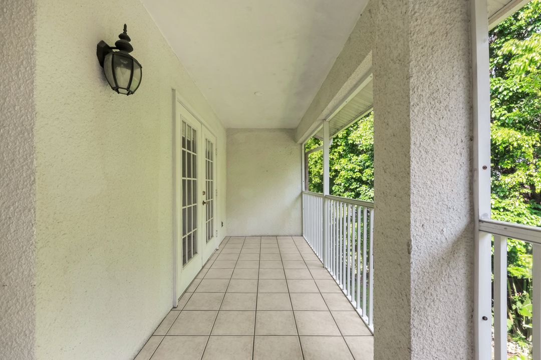 2055 Cascades Dr #6, Naples, FL 34112