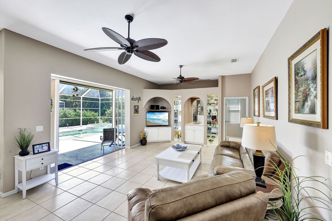 25740 Creekbend Dr, Bonita Springs, FL 34135