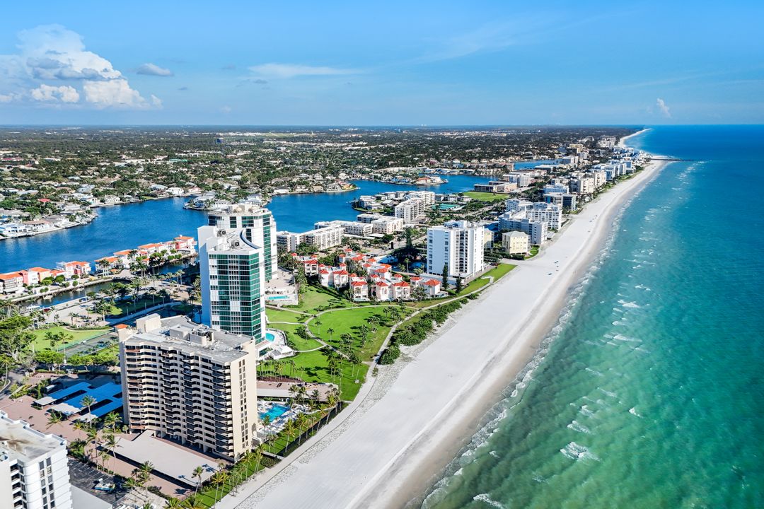 4001 Gulf Shore Blvd N #902, Naples, FL 34103