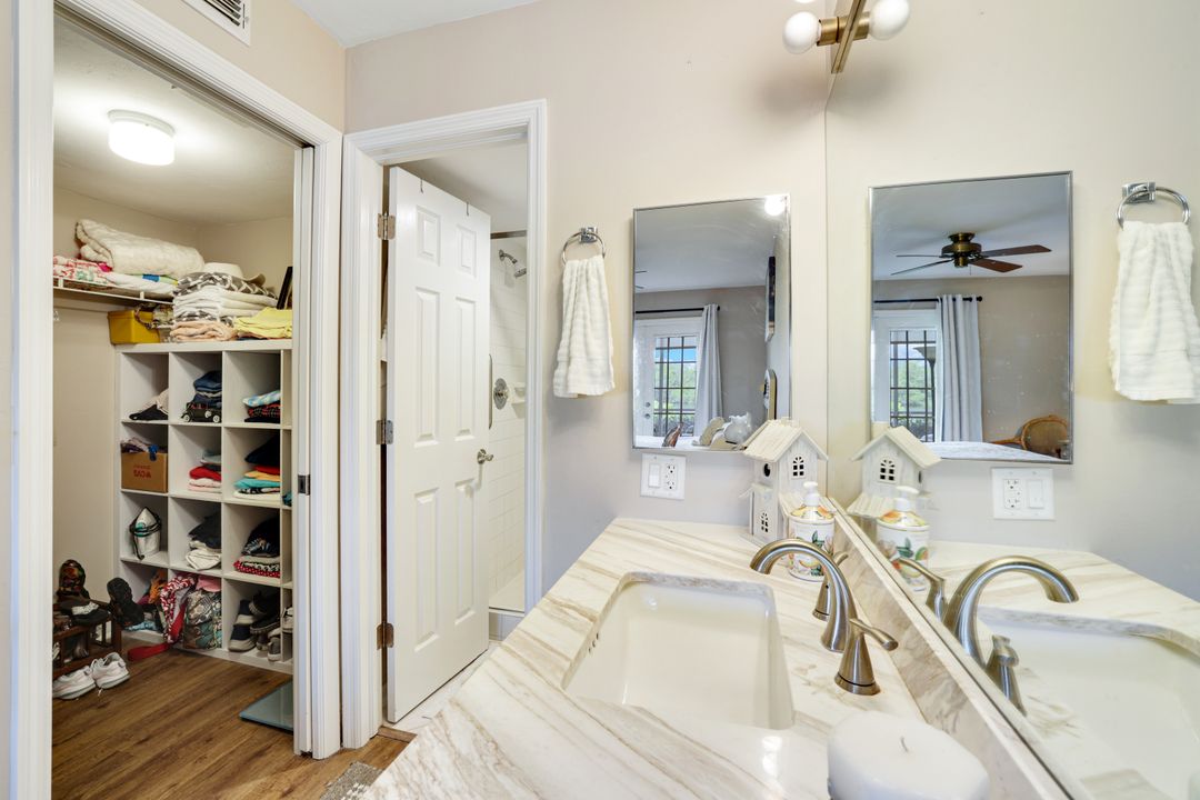 1335 Mainsail Dr #1304, Naples, FL 34114