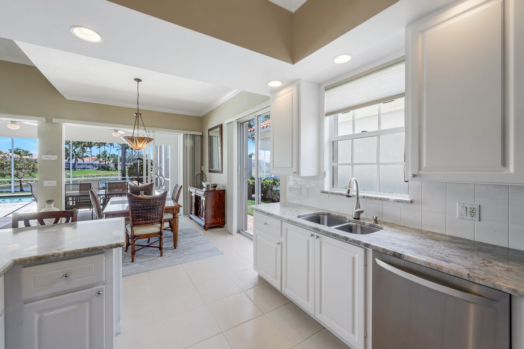 3774 Whidbey Way, Naples, FL 34119
