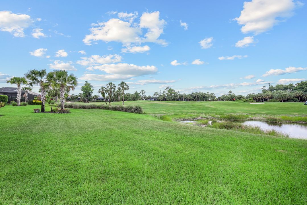 9335 Surfbird Ct, Naples, FL 34120