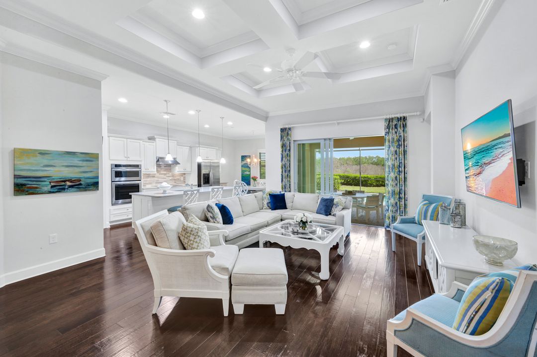 9311 Fieldstone Ln, Naples, FL 34120