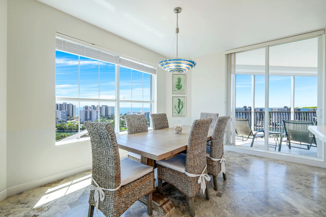 300 Dunes Blvd #PH05, Naples, FL 34110