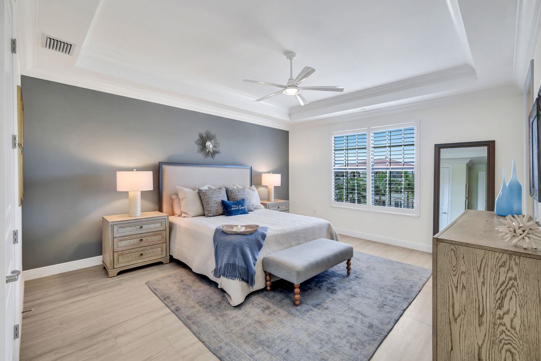 16387 Viansa Wy #302, Naples, FL 34110