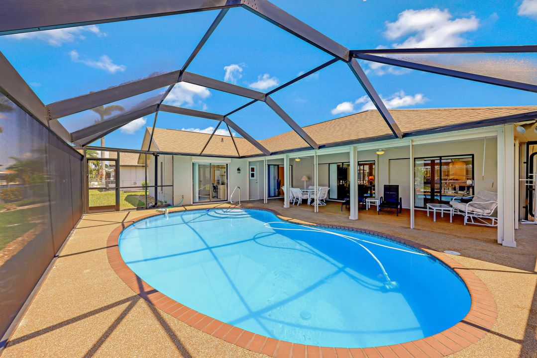 5032 Skyline Blvd, Cape Coral, FL 33914