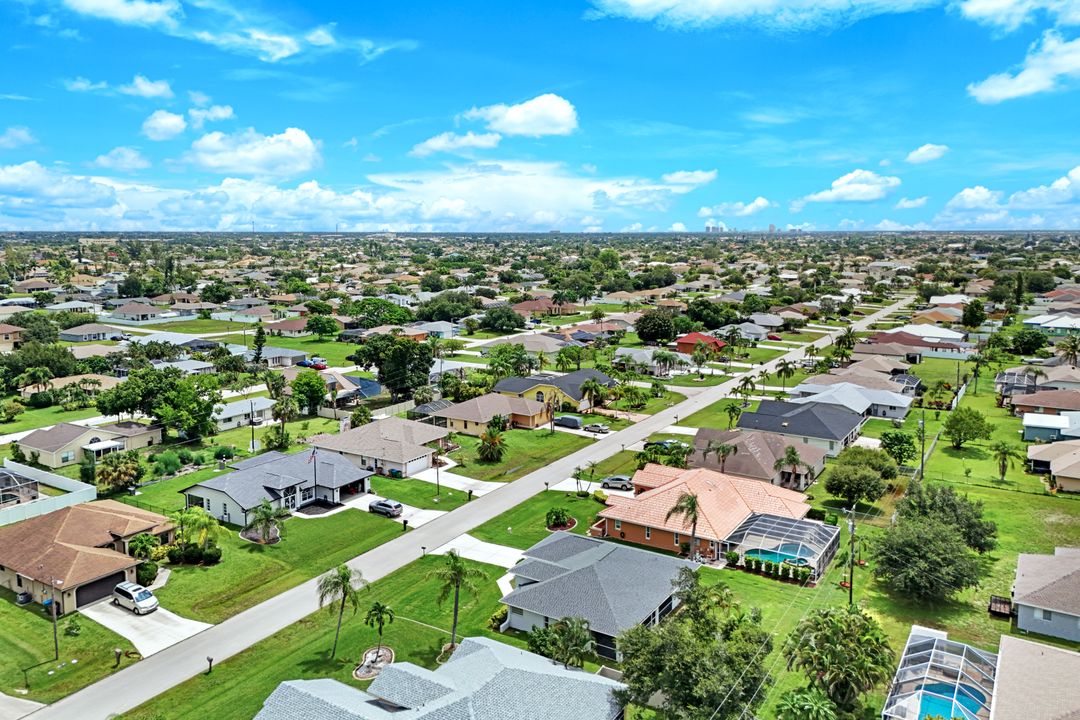 204 SE 19th Terrace, Cape Coral, FL 33990