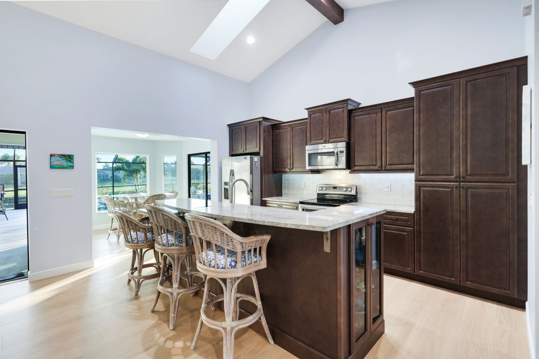 11841 Princess Grace Ct, Cape Coral, FL 33991