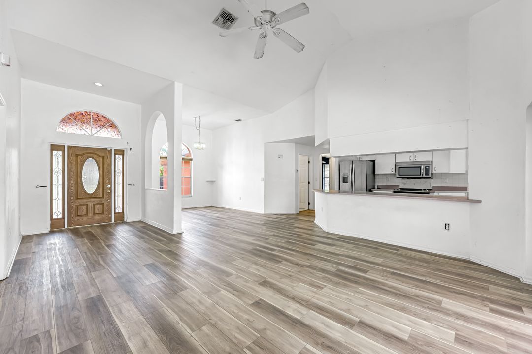 811 Jefferson Ave, Lehigh Acres, FL 33936