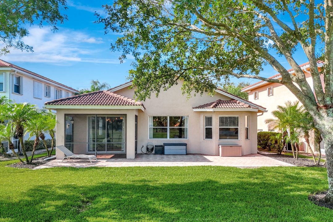 1574 Double Eagle Trail, Naples, FL 34120