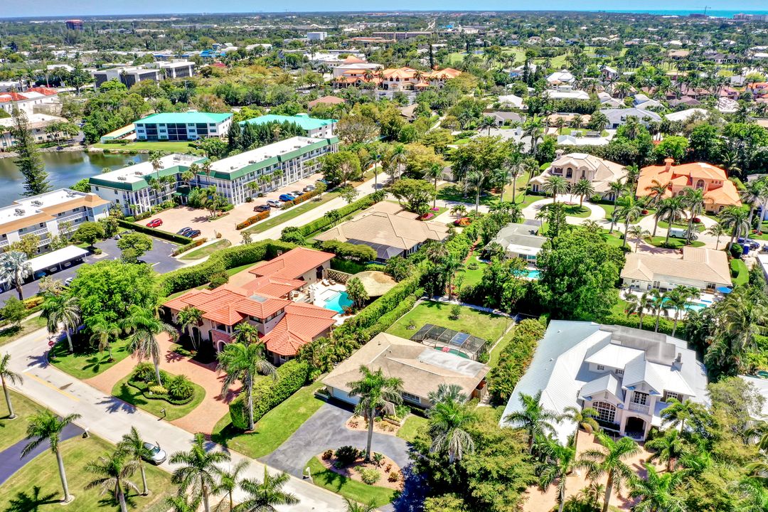 770 Portside Dr, Naples, FL 34103