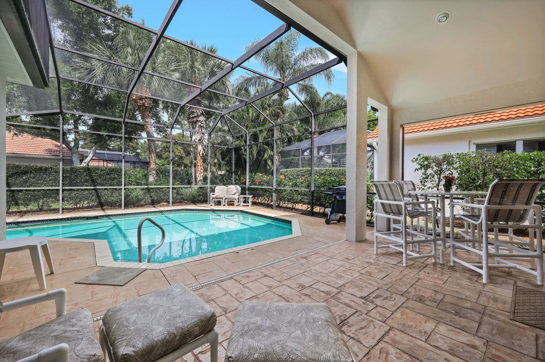 8793 Ventura Way, Naples, FL 34109