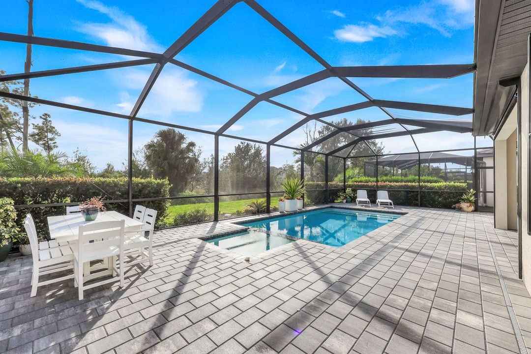 11522 Canopy Loop, Fort Myers, FL 33913