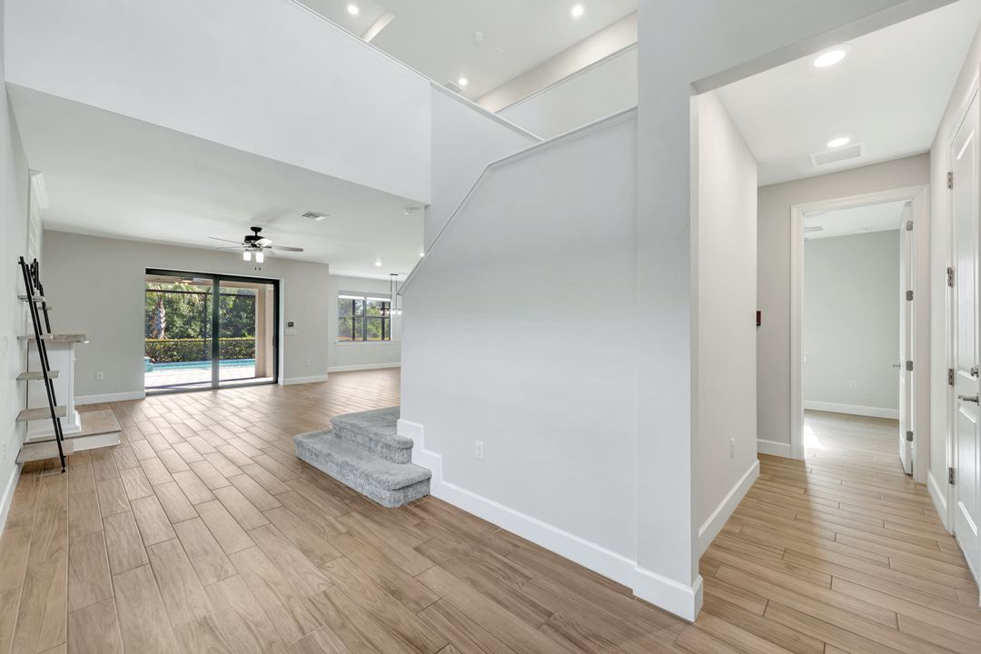 9034 Bexley Dr, Fort Myers, FL 33967