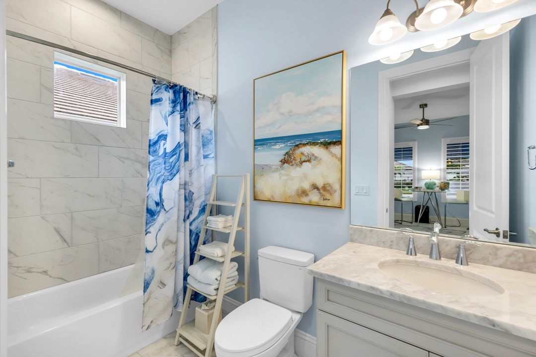 14386 Laguna Spgs Ln, Naples, FL 34114