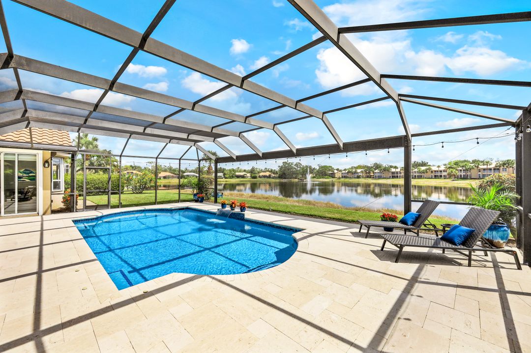 3730 Lakemont Dr, Bonita Springs, FL 34134