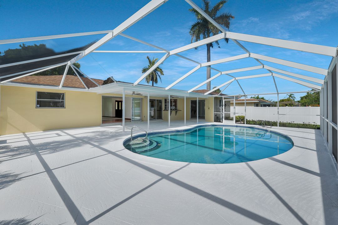 1569 Woodwind Ct, Fort Myers, FL 33919